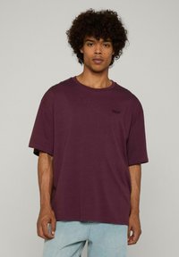 Футболка Футболка