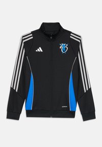 Спортивная куртка Спортивная куртка